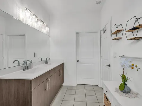 1437 SE 23rd Terrace Homestead FL 33035