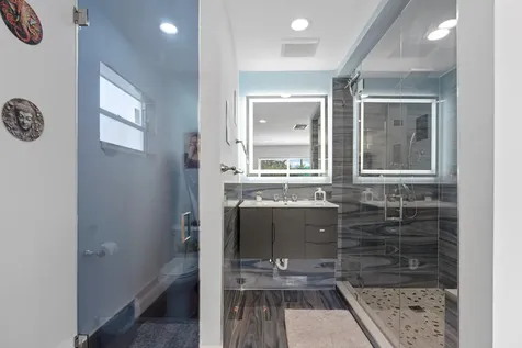 3705 NE 16th Avenue Oakland Park FL 33334