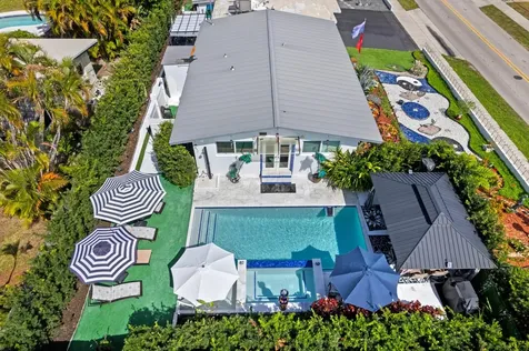 3705 NE 16th Avenue Oakland Park FL 33334