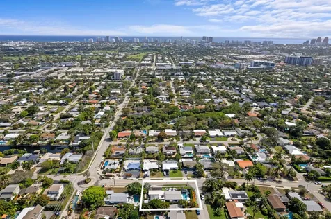 3705 NE 16th Avenue Oakland Park FL 33334