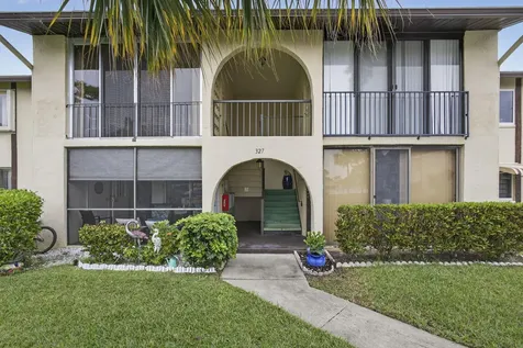 327 Pine Ridge Circle Greenacres FL 33463