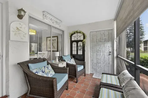 327 Pine Ridge Circle Greenacres FL 33463