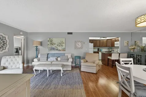 327 Pine Ridge Circle Greenacres FL 33463