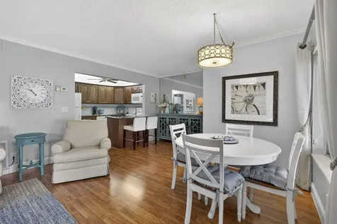 327 Pine Ridge Circle Greenacres FL 33463