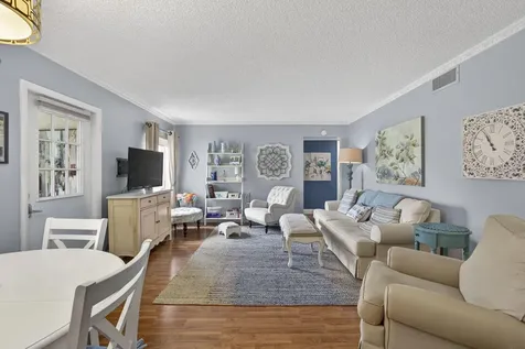 327 Pine Ridge Circle Greenacres FL 33463