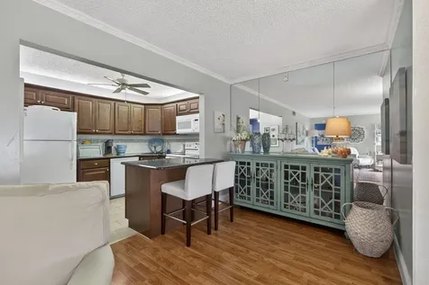 327 Pine Ridge Circle Greenacres FL 33463