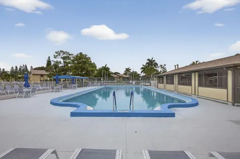 327 Pine Ridge Circle Greenacres FL 33463