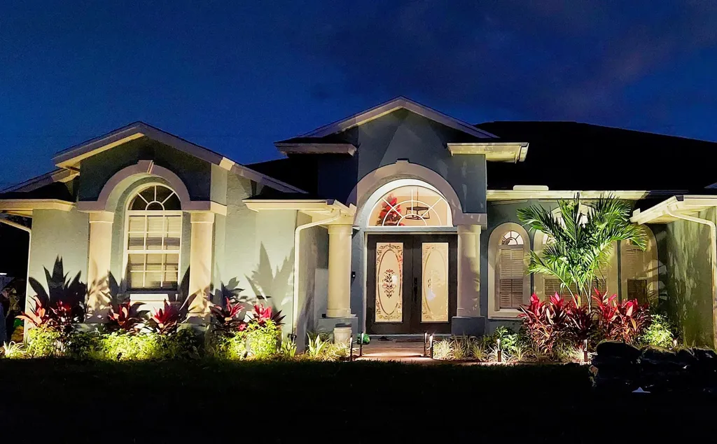1887 SW Hilola Lane Port St Lucie FL 34953