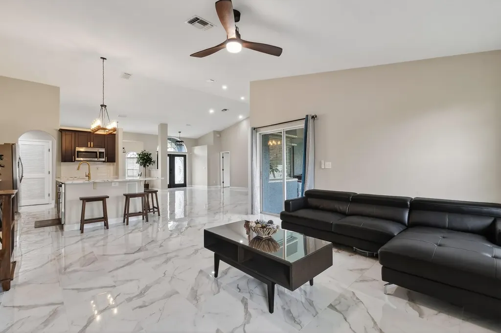 1887 SW Hilola Lane Port St Lucie FL 34953