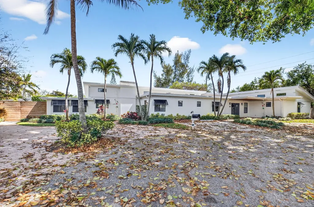 245 Seacrest Lane Delray Beach FL 33444