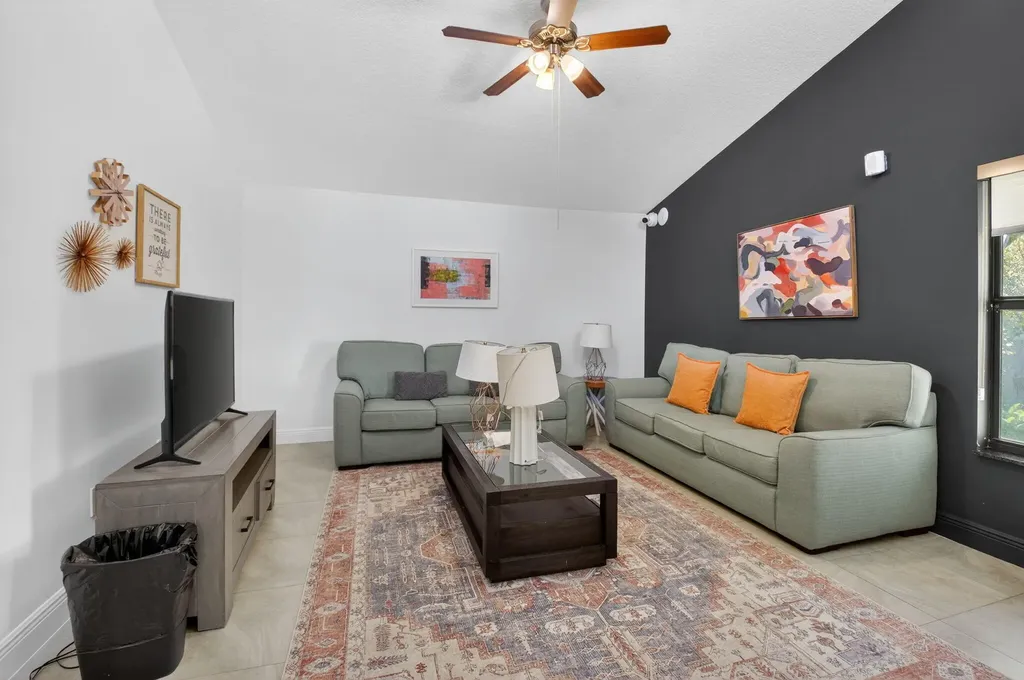 245 Seacrest Lane Delray Beach FL 33444