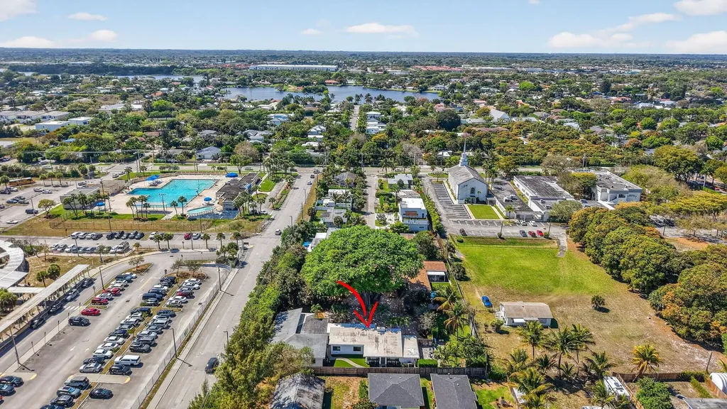 245 Seacrest Lane Delray Beach FL 33444