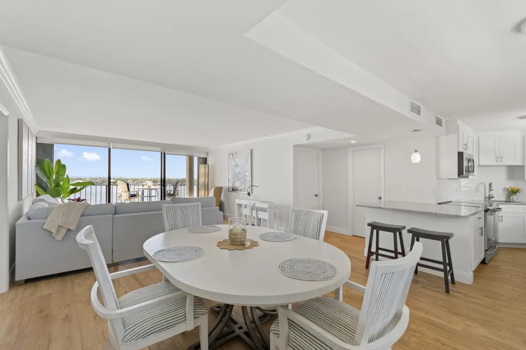 130 Lakeshore Drive North Palm Beach FL 33408