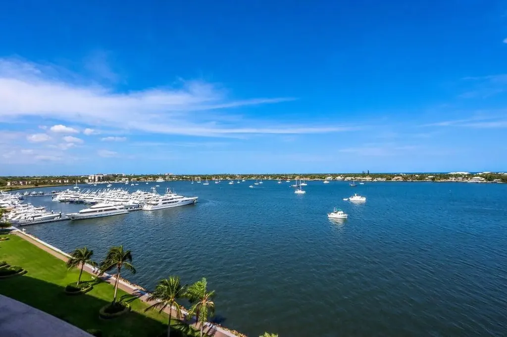 130 Lakeshore Drive North Palm Beach FL 33408