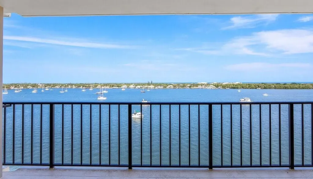 130 Lakeshore Drive North Palm Beach FL 33408