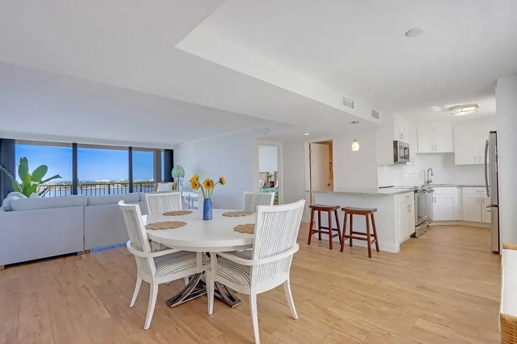 130 Lakeshore Drive North Palm Beach FL 33408
