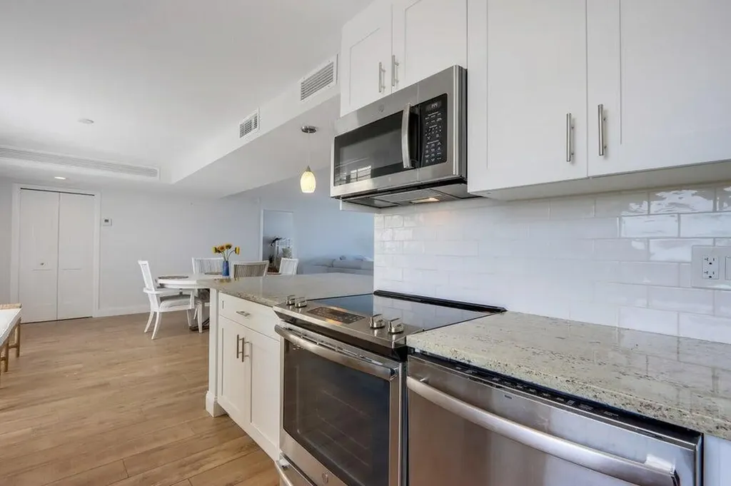 130 Lakeshore Drive North Palm Beach FL 33408