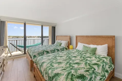 130 Lakeshore Drive North Palm Beach FL 33408
