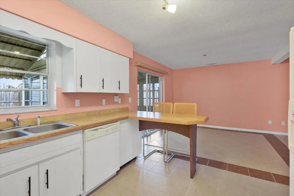 1491 SE Concha Street Port St Lucie FL 34983