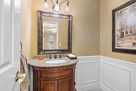 18 Windsor Lane Palm Beach Gardens FL 33418