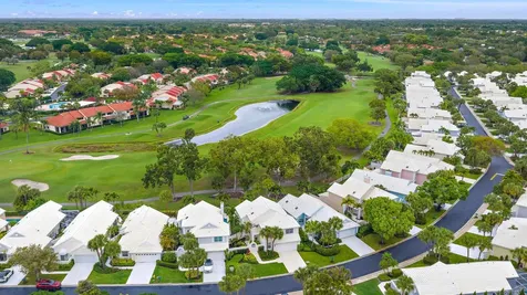 18 Windsor Lane Palm Beach Gardens FL 33418