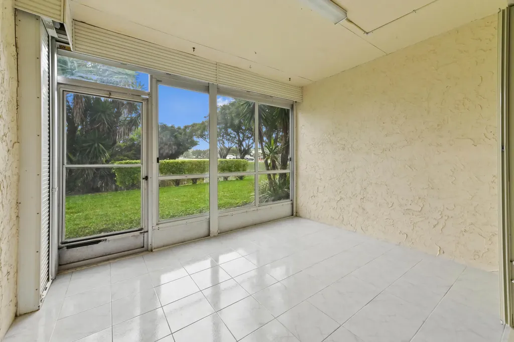 103 Lake Anne Drive West Palm Beach FL 33411
