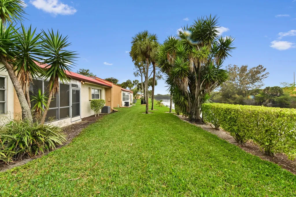 103 Lake Anne Drive West Palm Beach FL 33411