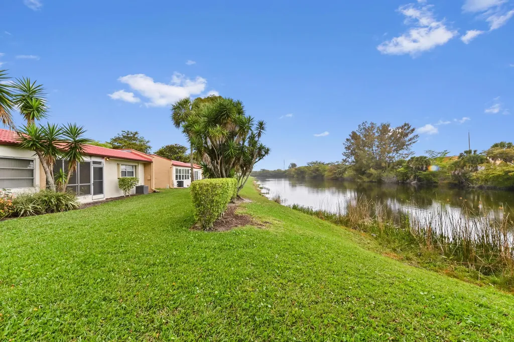 103 Lake Anne Drive West Palm Beach FL 33411