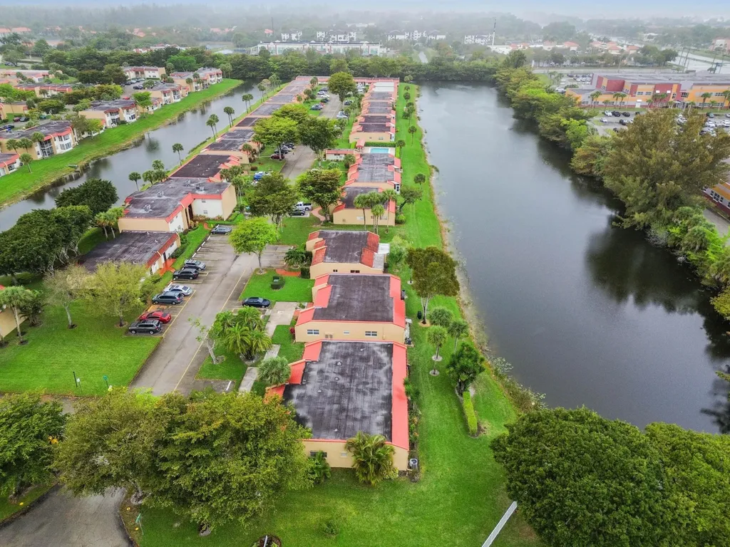 103 Lake Anne Drive West Palm Beach FL 33411