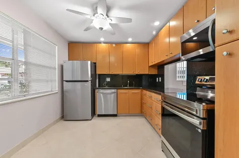 103 Lake Anne Drive West Palm Beach FL 33411