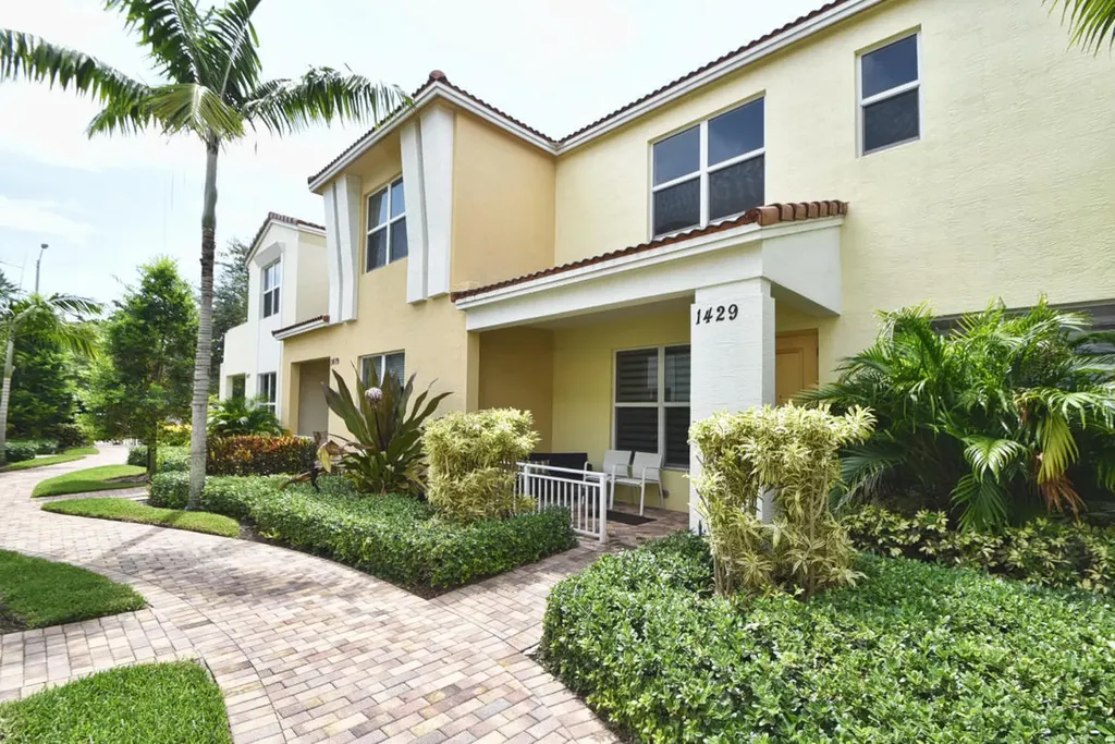 1429 NW 48th Street Boca Raton FL 33431