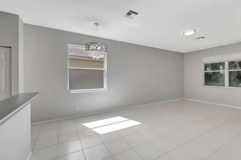5916 Seashell Terrace Boynton Beach FL 33437