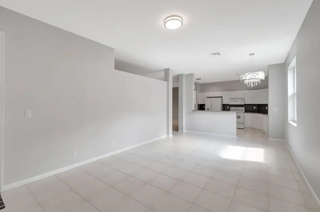5916 Seashell Terrace Boynton Beach FL 33437