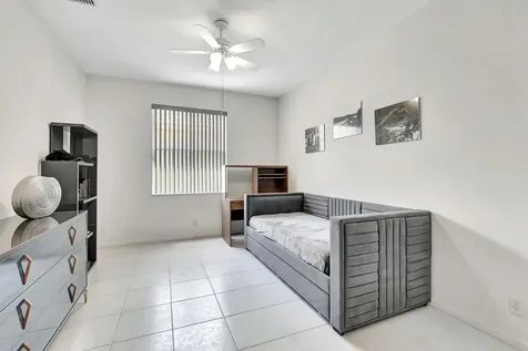 5916 Seashell Terrace Boynton Beach FL 33437