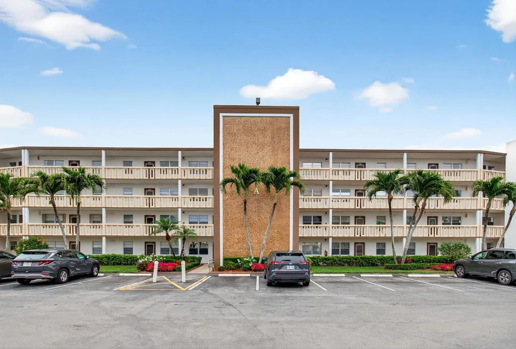 3010 Guildford A Boca Raton FL 33434