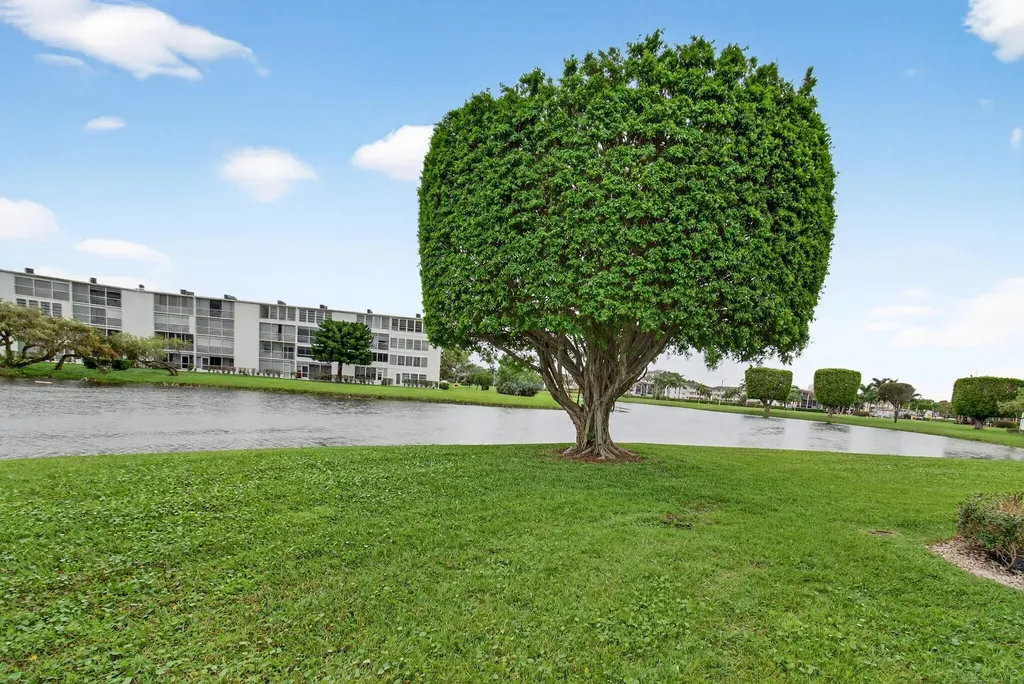 3010 Guildford A Boca Raton FL 33434