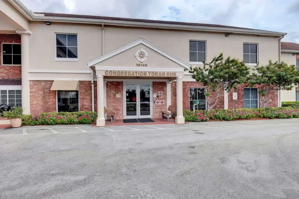 3010 Guildford A Boca Raton FL 33434