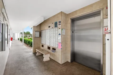 3010 Guildford A Boca Raton FL 33434