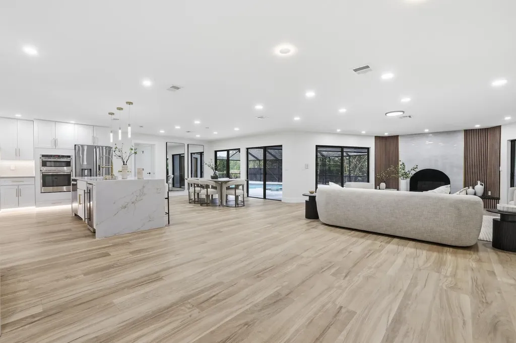 8862 Wendy Lane S West Palm Beach FL 33411