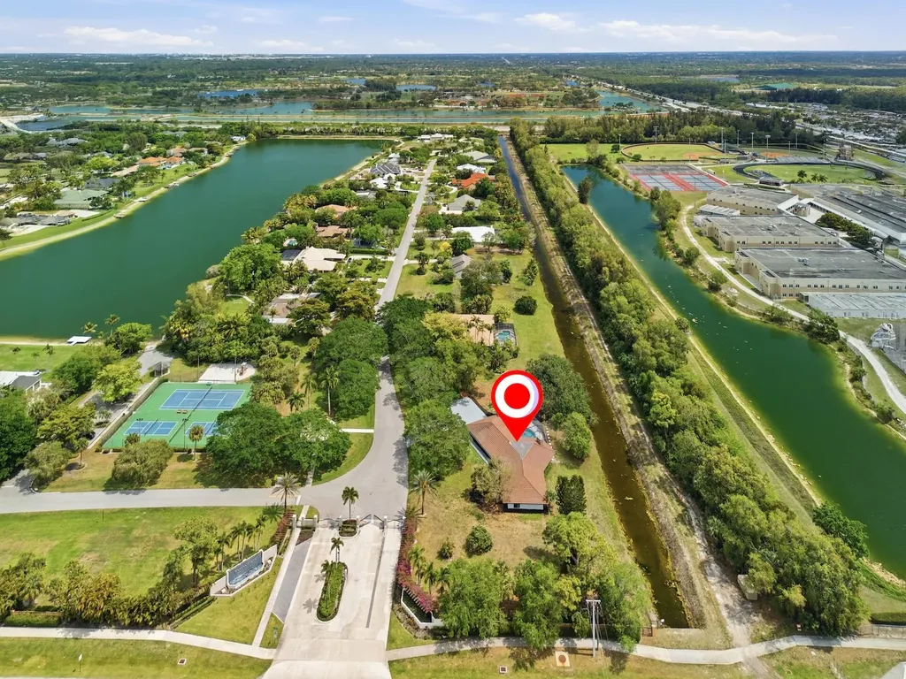 8862 Wendy Lane S West Palm Beach FL 33411