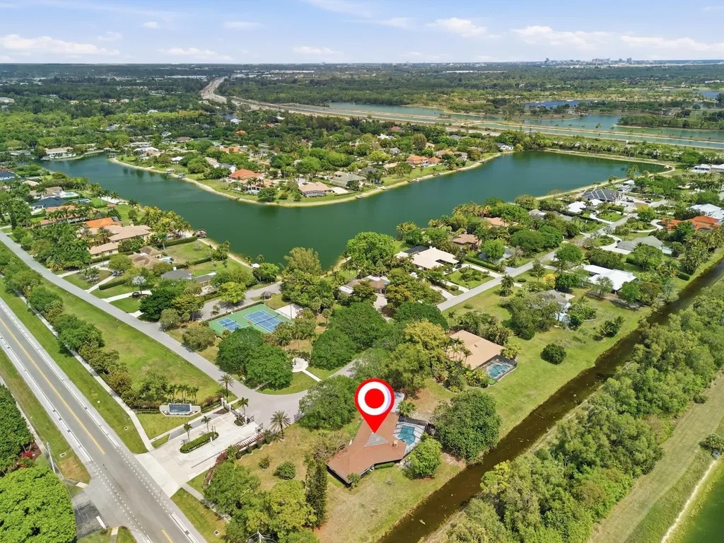 8862 Wendy Lane S West Palm Beach FL 33411