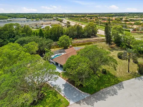 8862 Wendy Lane S West Palm Beach FL 33411