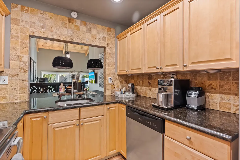 228 NE 16th Terrace Fort Lauderdale FL 33301