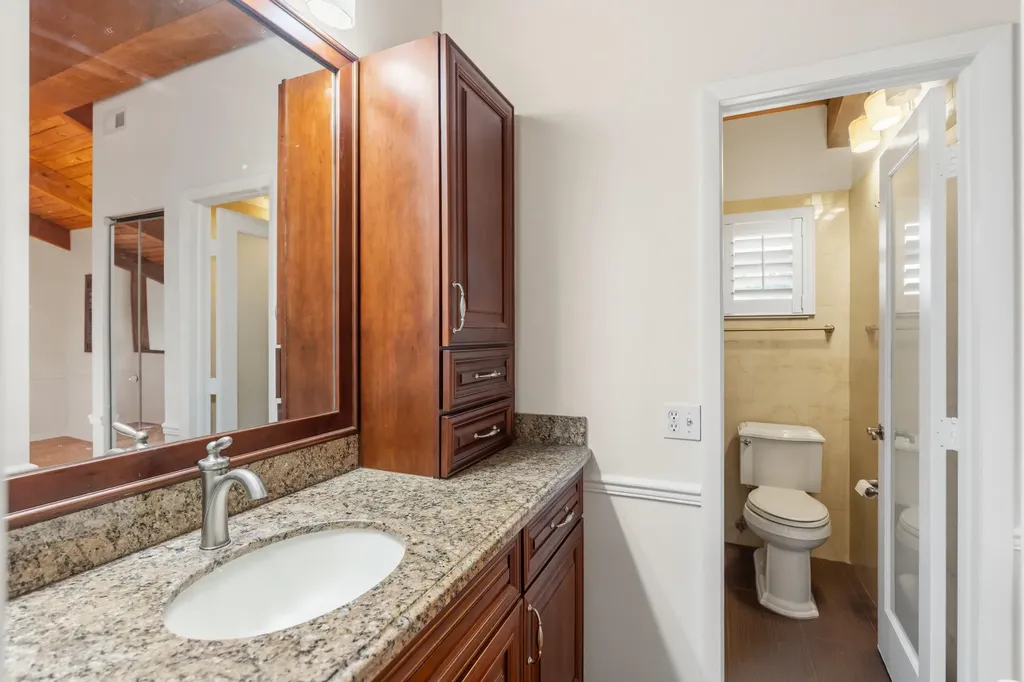 228 NE 16th Terrace Fort Lauderdale FL 33301