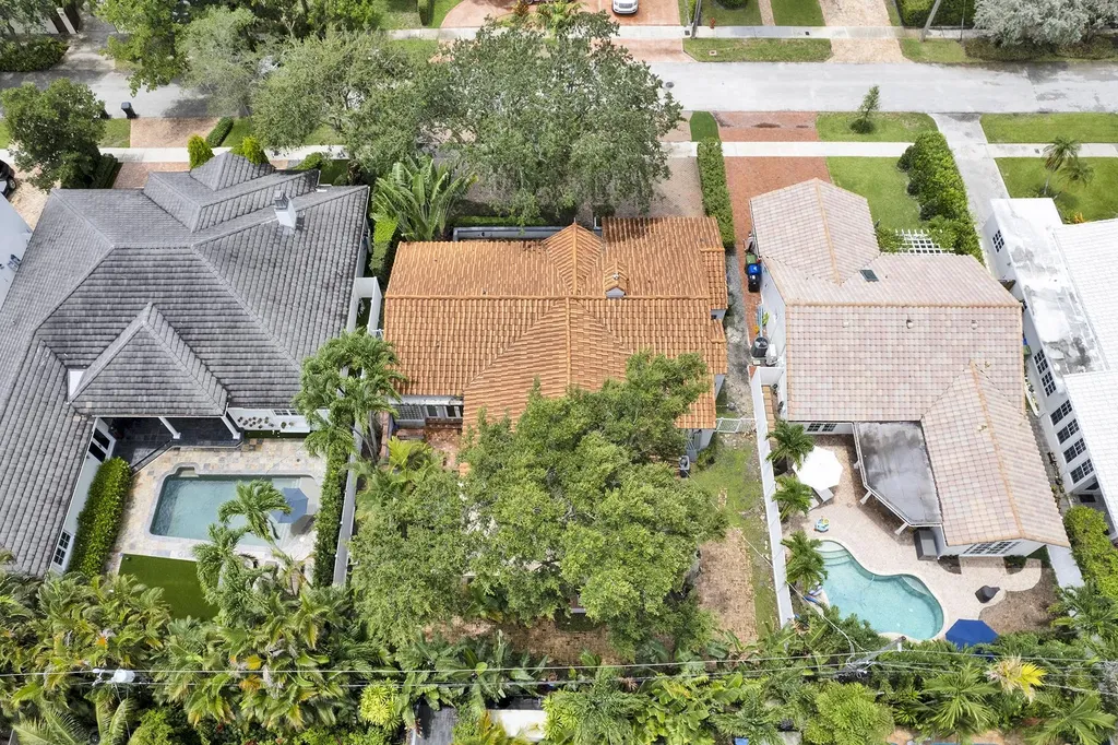 805 SE 10th Street Fort Lauderdale FL 33316