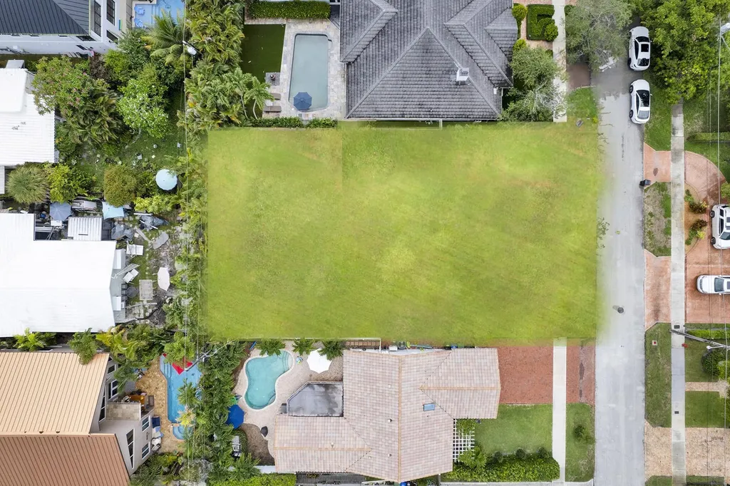 805 SE 10th Street Fort Lauderdale FL 33316