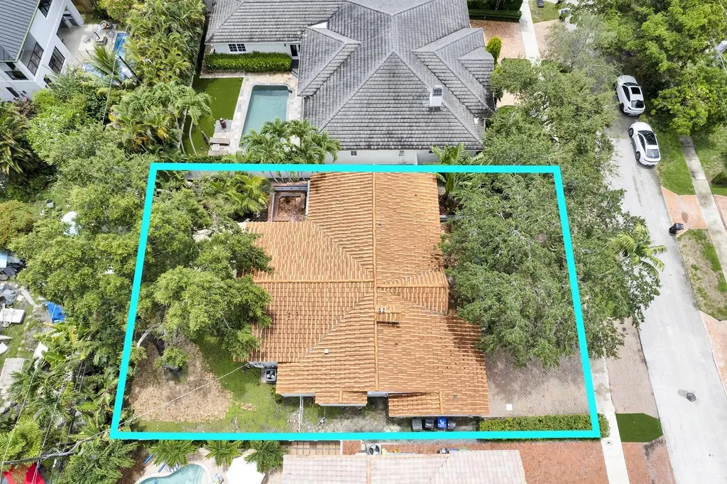 805 SE 10th Street Fort Lauderdale FL 33316