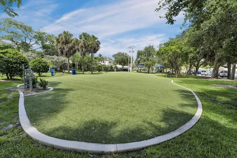 805 SE 10th Street Fort Lauderdale FL 33316