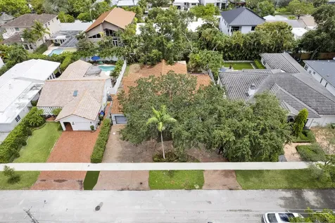 805 SE 10th Street Fort Lauderdale FL 33316