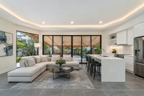 805 SE 10th Street Fort Lauderdale FL 33316